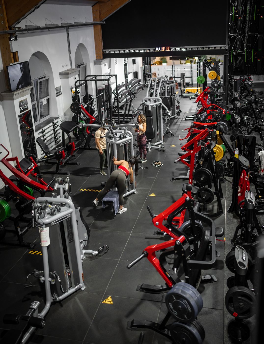 Vue d'ensemble du plateau de musculation